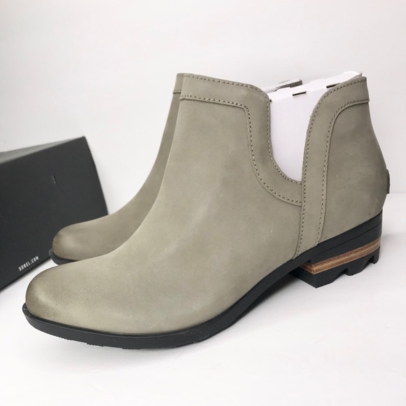 NIB Sorel Lolla Cut Out Booties Nubuck -Waterproof - Picture 11 of 16